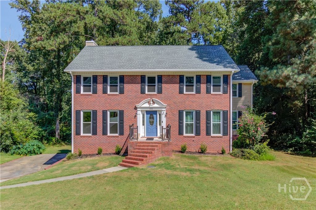 1162 Melton Drive SW, Lilburn, GA 30047