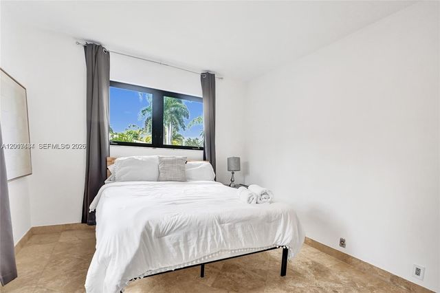 707 N 13 AVENUE, Hollywood, FL 33019