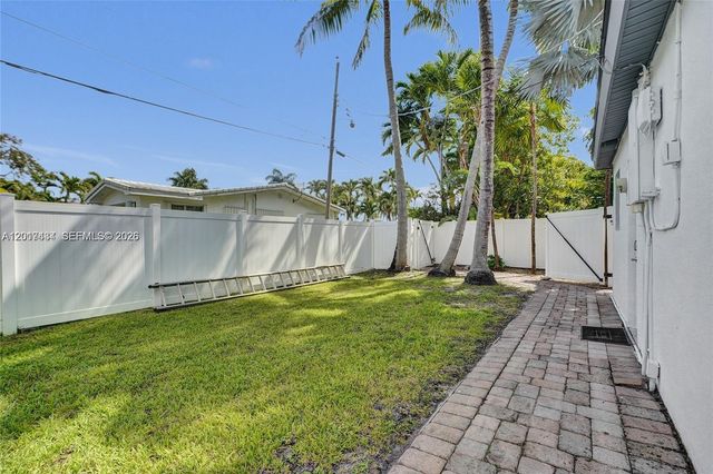 707 N 13 AVENUE, Hollywood, FL 33019