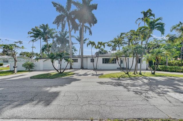 707 N 13 AVENUE, Hollywood, FL 33019