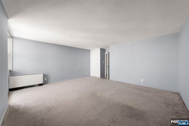 6040 Boulevard East 34J, West New York, NJ 07093