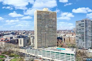 6040 Boulevard East 34J, West New York, NJ 07093