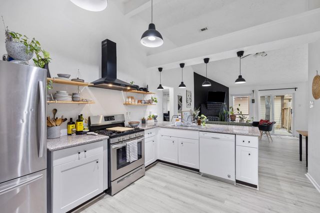 9306 Crescent Moon Drive, Houston, TX 77064