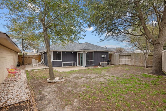 9306 Crescent Moon Drive, Houston, TX 77064