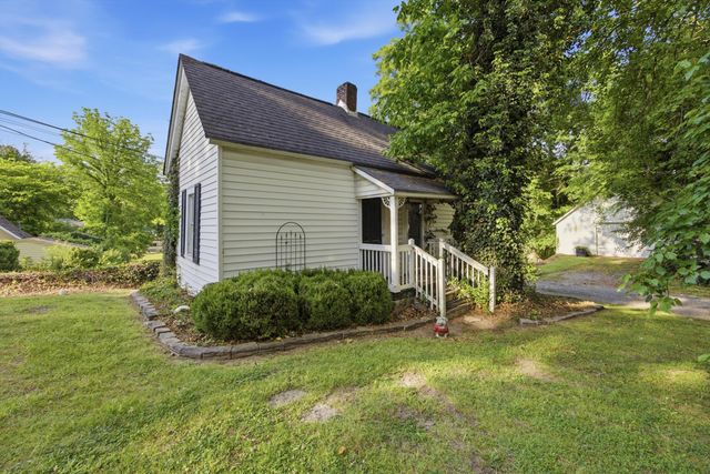 226 Lee Avenue, Chickamauga, GA 30707