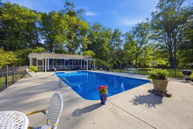 226 Lee Avenue, Chickamauga, GA 30707