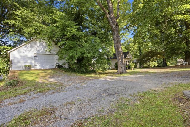 226 Lee Avenue, Chickamauga, GA 30707