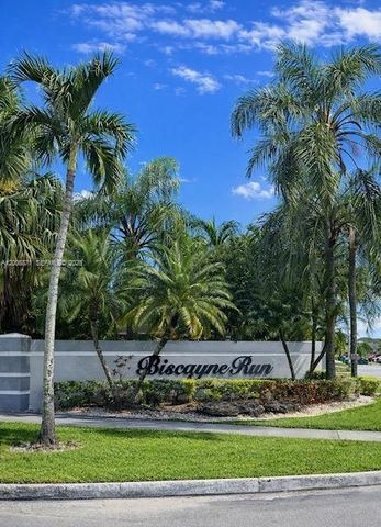 24923 SW 127th Pl, Homestead, FL 33032