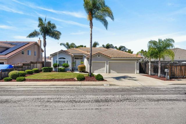 1480 Mesquite Drive, Hollister, CA 95023