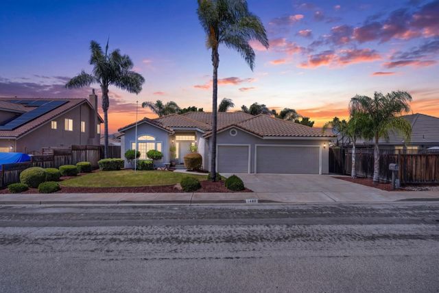 1480 Mesquite Drive, Hollister, CA 95023