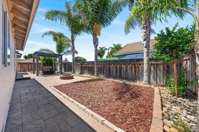 1480 Mesquite Drive, Hollister, CA 95023