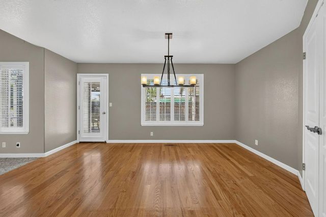 1480 Mesquite Drive, Hollister, CA 95023