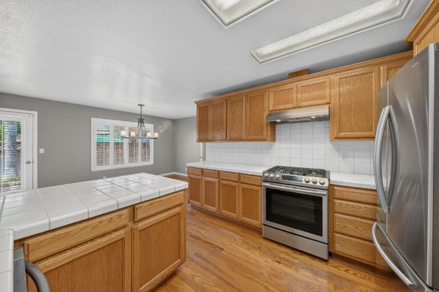 1480 Mesquite Drive, Hollister, CA 95023
