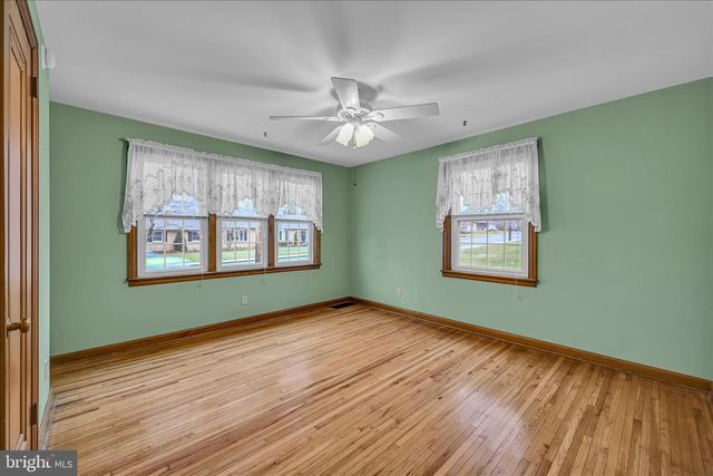 105 MARTIN AVE, Ephrata, PA 17522