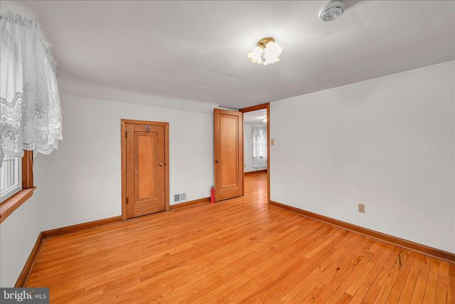 105 MARTIN AVE, Ephrata, PA 17522