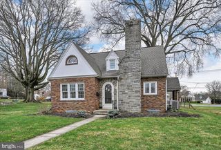 105 MARTIN AVE, Ephrata, PA 17522