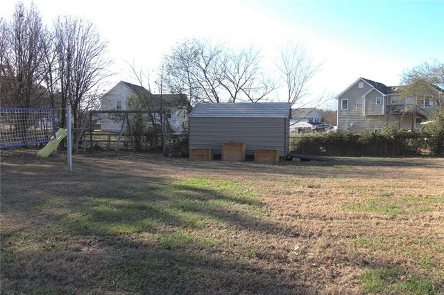 28 Frances SW Way, Cartersville, GA 30120