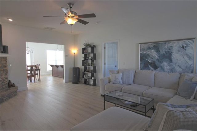 28 Frances SW Way, Cartersville, GA 30120