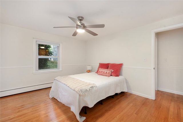 15 Charles Street, Barrington, RI 02806