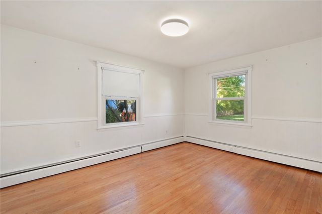 15 Charles Street, Barrington, RI 02806