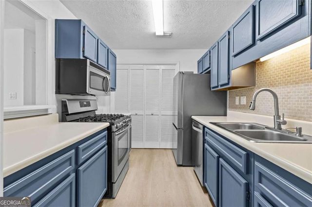204 Berkeley Woods Drive, Duluth, GA 30096