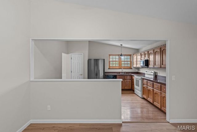 15 Jenny Lind Drive, St Peters, MO 63376