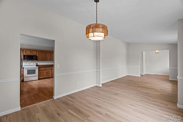15 Jenny Lind Drive, St Peters, MO 63376