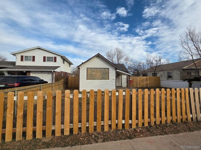146 N 9th Ave, Brighton, CO 80601