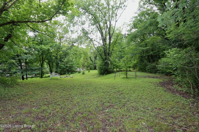 323 Estella Ave, New Albany, IN 47150