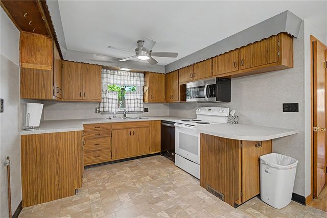 48 Wagner, West Milton, OH 45383