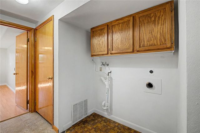 48 Wagner, West Milton, OH 45383