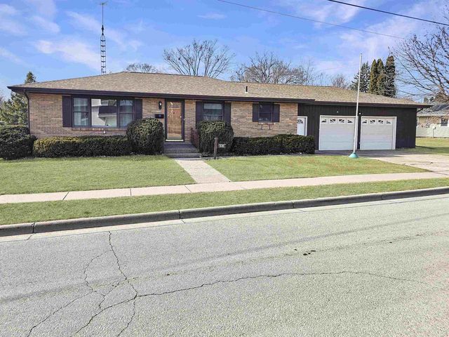 620 N Elm Street, Platteville, WI 53818