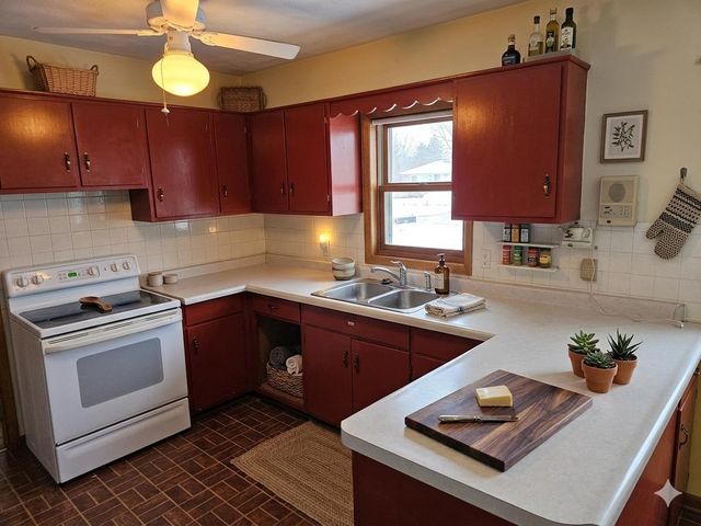 620 N Elm Street, Platteville, WI 53818