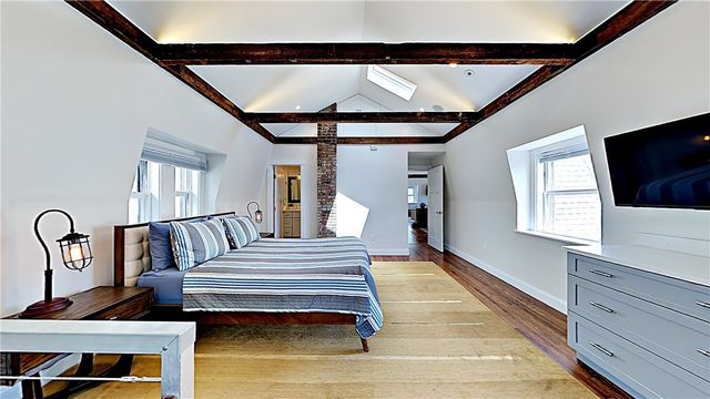 21 School Street 4, Newport, RI 02840