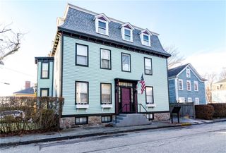 21 School Street 4, Newport, RI 02840