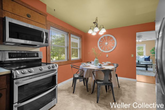 1461 Bauer Road, Jenison, MI 49428
