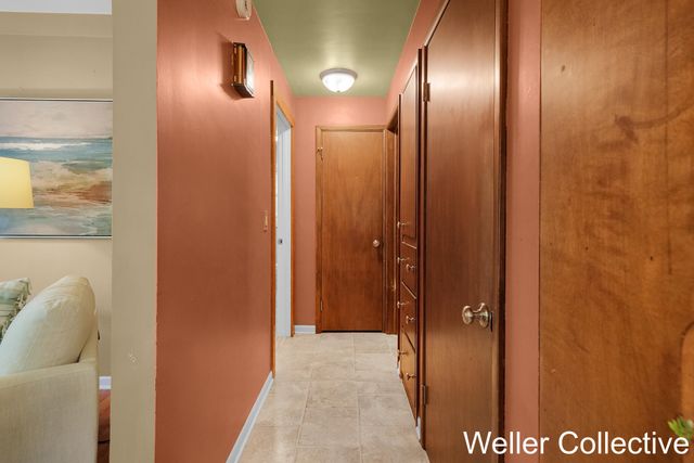 1461 Bauer Road, Jenison, MI 49428