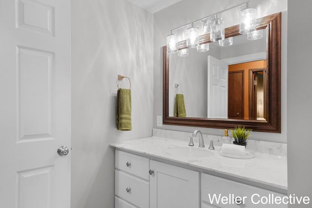 1461 Bauer Road, Jenison, MI 49428