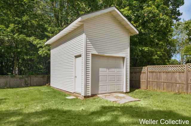 1461 Bauer Road, Jenison, MI 49428