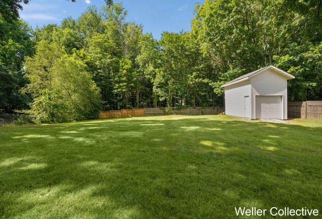 1461 Bauer Road, Jenison, MI 49428
