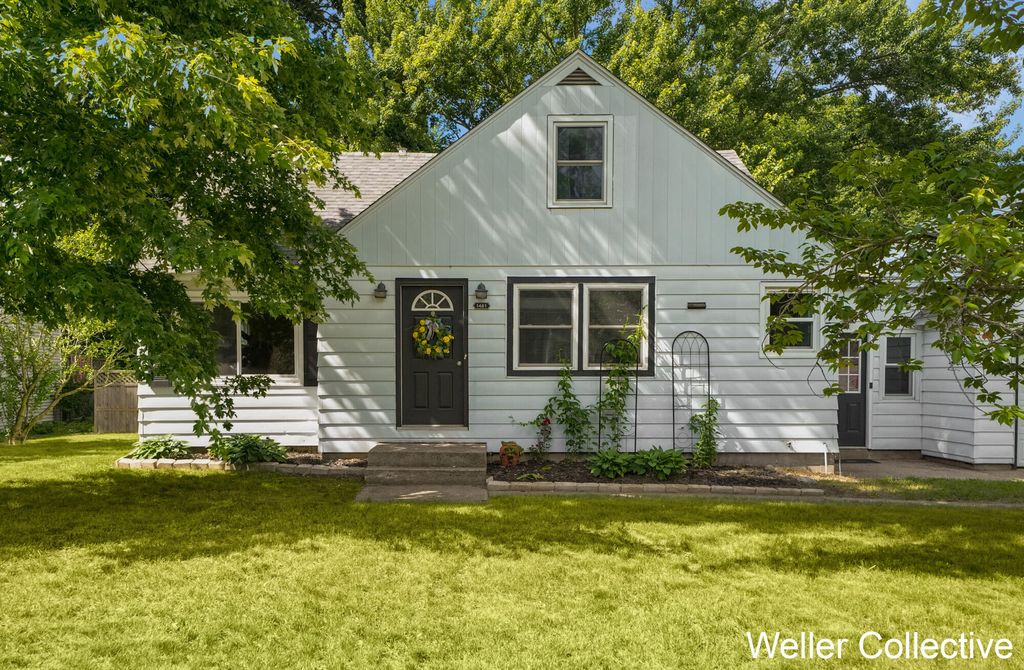 1461 Bauer Road, Jenison, MI 49428