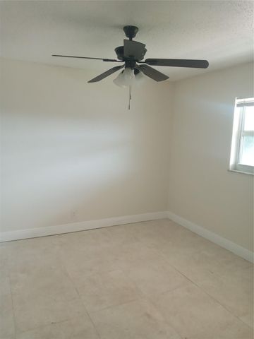 7400 Kimberly Boulevard 202a, North Lauderdale, FL 33068