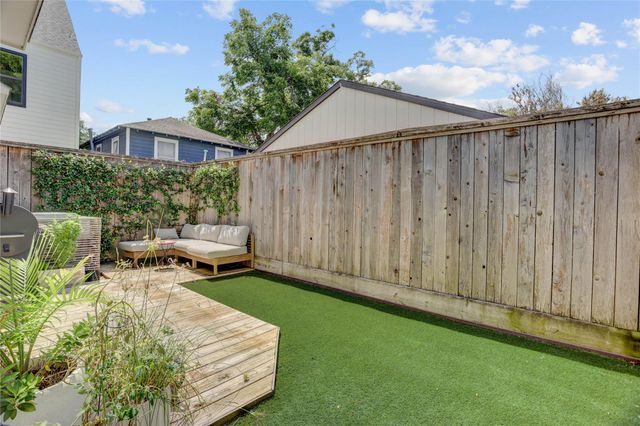 1107 Adele Street, Houston, TX 77009