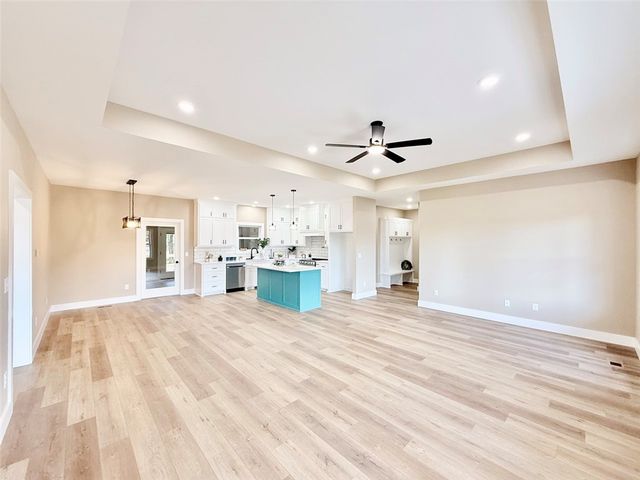 340 Stonegate Drive, Russellville, AR 72802