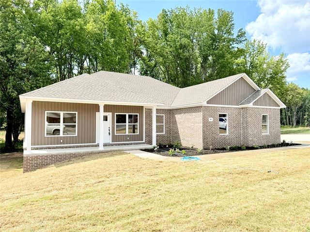 340 Stonegate Drive, Russellville, AR 72802
