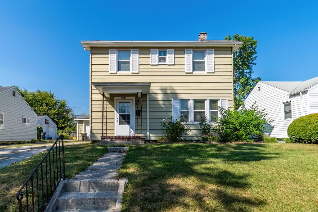 2021 Kenwood Avenue, Fort Wayne, IN 46805