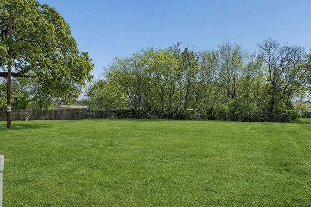 1512 Rodeo Center Boulevard, Mesquite, TX 75149