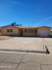 1309 E CLAUSEN Drive E, El Paso, TX 79925