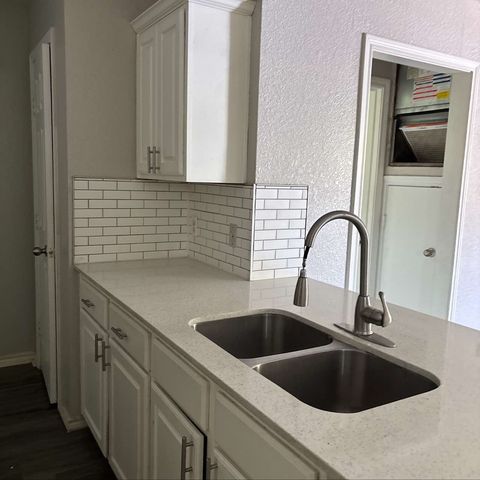 309 Gravel Street, Waxahachie, TX 75165