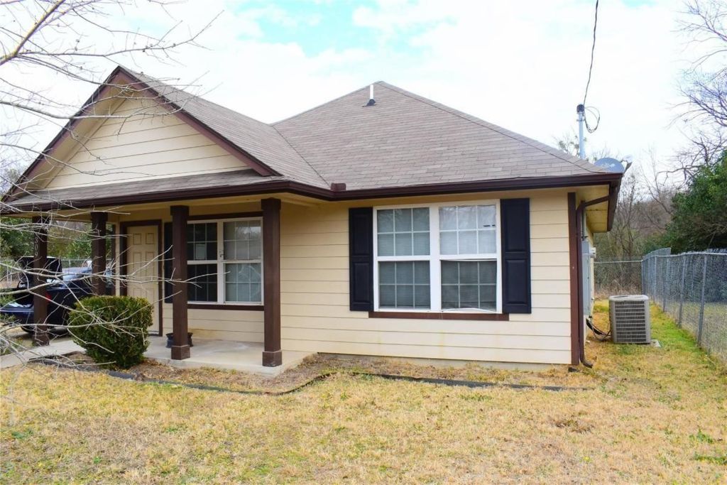 309 Gravel Street, Waxahachie, TX 75165